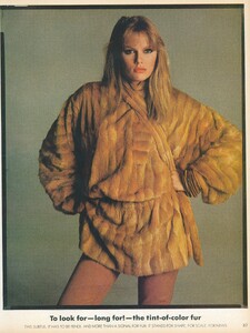 Fall_Avedon_US_Vogue_July_1977_10.thumb.jpg.040f76a4913e59ee3de2b987a47ad69b.jpg