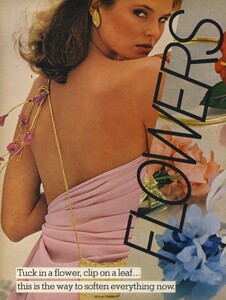 Flowers_US_Vogue_March_1977_01.thumb.jpg.6e28c96b2b71c42c5a010b404480631c.jpg