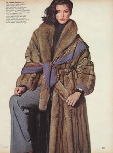 Fur_Penn_US_Vogue_September_1977_04.thumb.jpg.c787df1208027f2a689cc1b2cb69b814.jpg