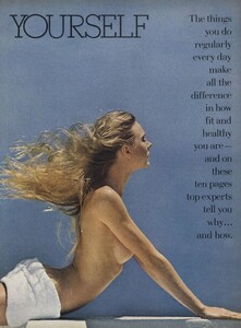 Good_US_Vogue_January_1979_02.thumb.jpg.5d461d3d4b8fe5f656994c6d0d75e368.jpg