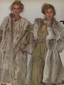 Ishimuro_US_Vogue_November_1977_03.thumb.jpg.4563996503a848db4fc855e870ea9e2e.jpg