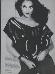 JK_von_Wangenheim_US_Vogue_June_1979_02.thumb.jpg.b1d6bb6cddcbe82cf2af58778ab36abf.jpg