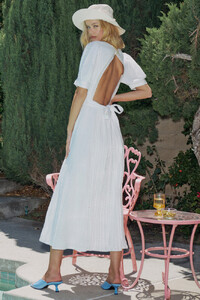 JoleneLace-Mididress-AntiqueWhite-1740_1000x1000.thumb.jpg.85a70ed5358be169ebce24b2ad8d8ff6.jpg