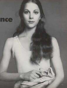 LB_Avedon_US_Vogue_October_1976_02.thumb.jpg.da1c5f3d9a31ddf09e75abf84d434394.jpg