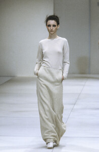 Lanvin-FW-1999-1.thumb.jpg.4b770f5b94bcf52a42a4b7ba71c5d443.jpg