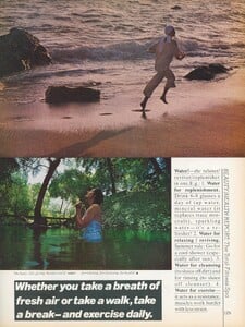 Malinowski_US_Vogue_July_1977_04.thumb.jpg.47764dff64b5392dfeb746114cd7797e.jpg