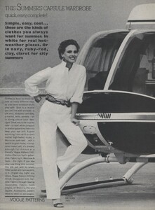 Malinowski_US_Vogue_June_1979_03.thumb.jpg.0ded23e70670f1fa0a713a4faca6c1f9.jpg