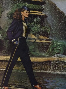 Newton_US_Vogue_January_1979_01.thumb.jpg.6d3fd8f03758ea0950153b8c763c65b5.jpg