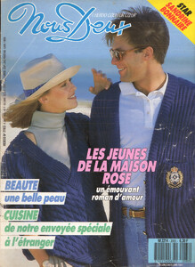NousDeuxFr03-090687no2083cover.thumb.jpg.908f9e5f243663e00eee328385d9cf6d.jpg
