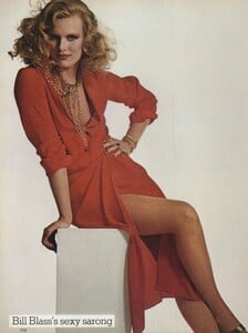 Penn_von_Wangenheim_US_Vogue_February_1977_15.thumb.jpg.3b01560c1b6d0de5ca0e70c7830640ec.jpg