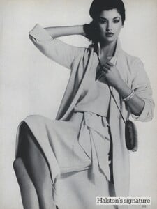 Penn_von_Wangenheim_US_Vogue_February_1977_20.thumb.jpg.1a0b270fdb835af9c6f5454c806a4ea9.jpg