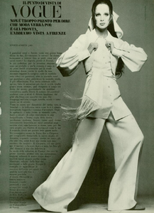 Punto_Barbieri_Vogue_Italia_July_August_1969_00.thumb.png.9619e9b8a3f4533cd7e5adc7e9b0b487.png