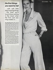 Reinhardt_US_Vogue_July_1976_06.thumb.jpg.6dd46ebf3a372543c81ddbc17e31163a.jpg