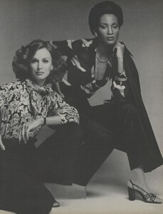 Scavullo_US_Vogue_February_1974_06.thumb.jpg.6f24651a1dbb4e348e1e6d56c0c8334d.jpg