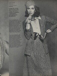 Scavullo_US_Vogue_February_1974_10.thumb.jpg.a79150928b25651261ad7f595cf70039.jpg