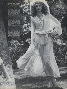Scavullo_US_Vogue_November_1977_06.thumb.jpg.d224b95cd2966cc311f475ec45143203.jpg