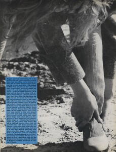 Turbeville_US_Vogue_July_1976_06.thumb.jpg.2e6e995ff8bc91fff9372266b0201f8b.jpg