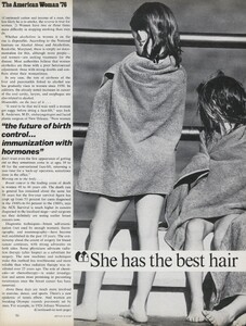 Woman_Elgort_US_Vogue_June_1976_03.thumb.jpg.961dd0c60e33b7580f3a7bfce34350be.jpg