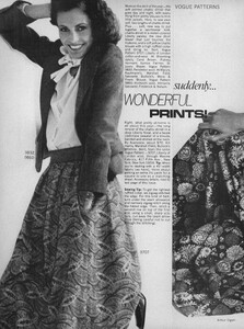 Wonderful_Elgort_US_Vogue_July_1977_07.thumb.jpg.e02ad177e90e862cd29f29971551286b.jpg