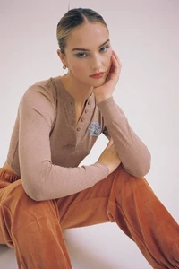 aime076-096_600x.thumb.webp.95dbfc525e60be33766216c5d310c04d.webp