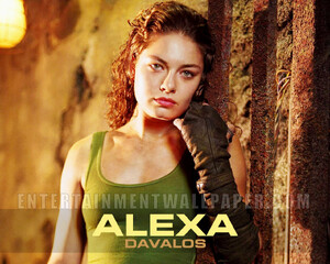 alexa_davalos02.jpg