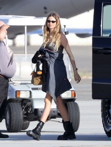 behati-prinsloo-jets-out-of-santa-barbara-09-27-2022-5.jpg