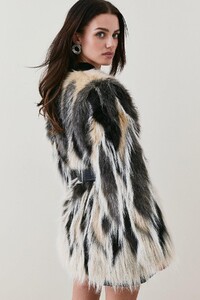 beige-petite-jacquard-faux-fur-pu-belted-coat--3.jpeg