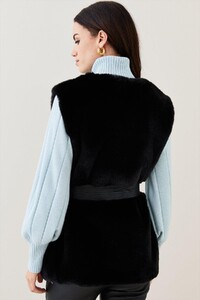 black-petite-faux-fur-pu-belt-gilet-3.jpeg