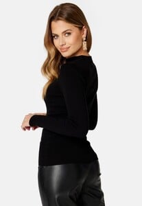 bubbleroom-salma-cut-out-top-black_1.jpg