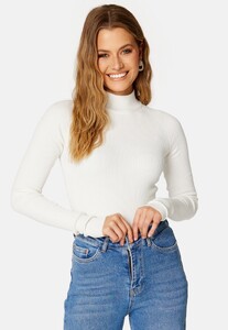 bubbleroom-sami-turtleneck-top_3.jpg