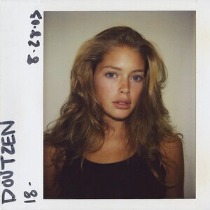 doutzen-kroes-first-polaroid.thumb.jpg.b8b310fcab4f51ee282d7e8478740315.jpg