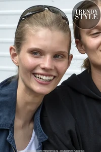 fashion-modellen-catwalks-zomer-2023-05.thumb.webp.4266e91b4d8779fc9ffe62b4a63f2dda.webp