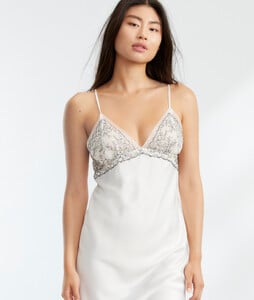 floq81149_ivory_x.jpg