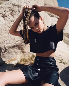 lisachamberlainbeauty_313449765_1346043225930697_2893679852135440992_n.jpg