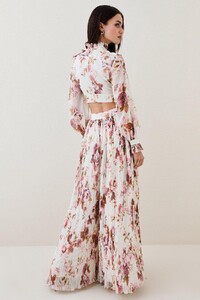 lydia-millen-petite-floral-pleated-trouser-3.jpeg