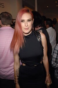 rumer-willis-at-zana-bayne-leather-fashion-show-party-in-los-angeles_1.jpg