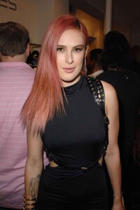 rumer-willis-at-zana-bayne-leather-fashion-show-party-in-los-angeles_3.jpg