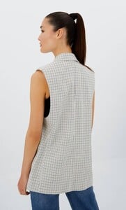 rustic-waistcoat-electric-blue-womens-stradivarius-jackets_3.thumb.jpg.1ad163ad29bbfd16f512bd0472ff53a4.jpg