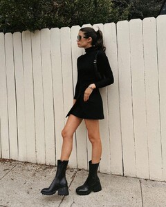 sarasampaio_309482797_1418381105354276_1760866385249930713_n.jpg