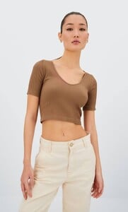 seamless-v-neck-t-shirt-brown-womens-stradivarius-t-shirts.thumb.jpg.9dcd2ee298dbd4f9b25e96e496e7a31f.jpg
