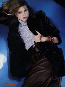 von_Wangenheim_US_Vogue_August_1980_07.thumb.jpg.2215d388591de4729af6aedefc78c34b.jpg