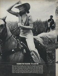 von_Wangenheim_US_Vogue_June_1973_05.thumb.jpg.004f02d7837159f68529d530f14dc9a6.jpg