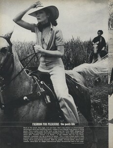von_Wangenheim_US_Vogue_June_1973_05.thumb.jpg.c5bb4dc3e5dbe8f4a0b6385a3f18c8cc.jpg