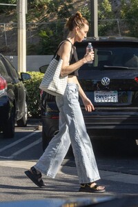 whitney-port-out-in-studio-city-07-13-2022-4.thumb.jpg.d68d4bc88a9cc3b74578fe3403d793d0.jpg