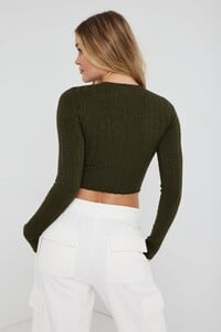 100077576_0KZ_alt2_1920x2880.jpg