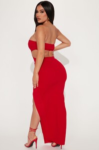 11-04-22Janet_MS_RENE_10-07-43_8_10113D_Red_4697_PB.jpg