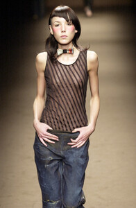 1315513501_lauradelicatakm0110--.thumb.jpg.de221b582d0616cf5c7b99854f061866.jpg