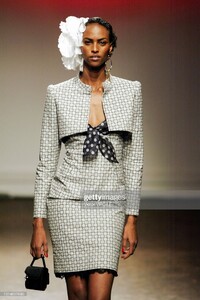 warsame s04carven-2b.jpg