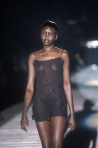 1765779594_alekwekaf9769.thumb.jpg.9aee34f435b9e6ab3d6b1f9fc4bee644.jpg