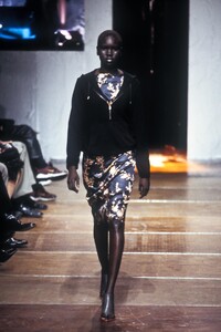 1769737065_alekwekjc9838.thumb.jpg.c58395a66d88f920648f1ea3130ac78b.jpg